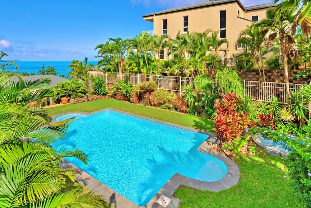 La Bella Waters 1 Wide Reaching Ocean Views And Buggy