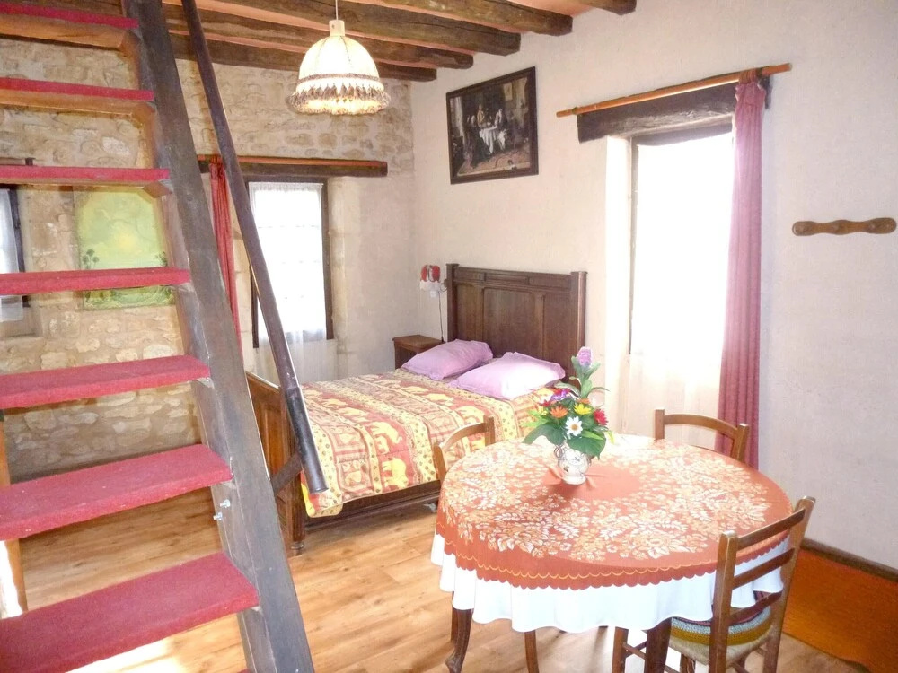 House With 5 Bedrooms in Plazac, With Private Pool, Furnished Garden a