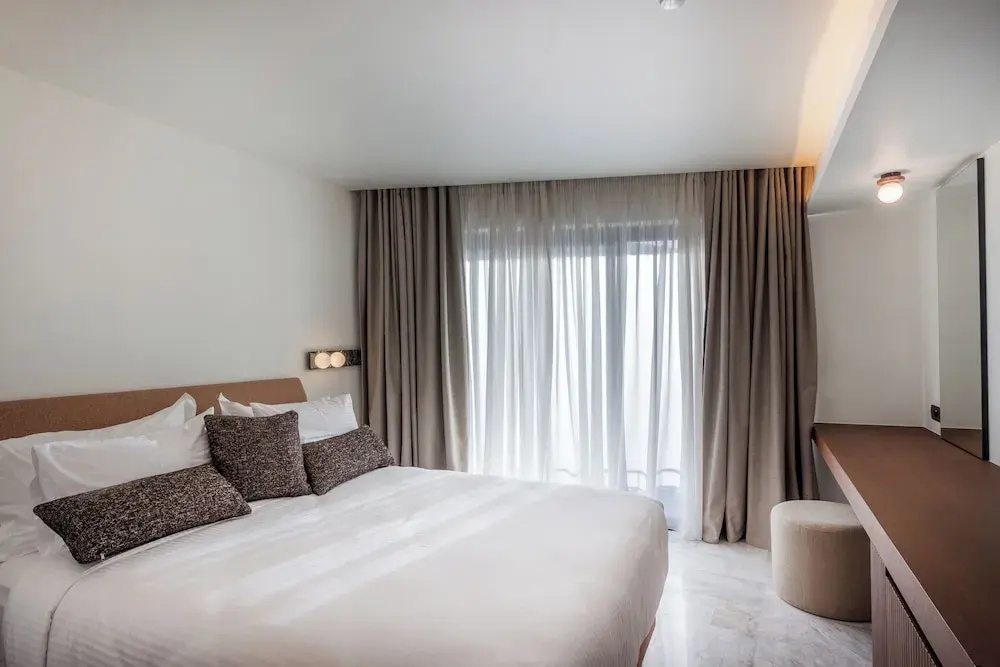 LAvventura Suites