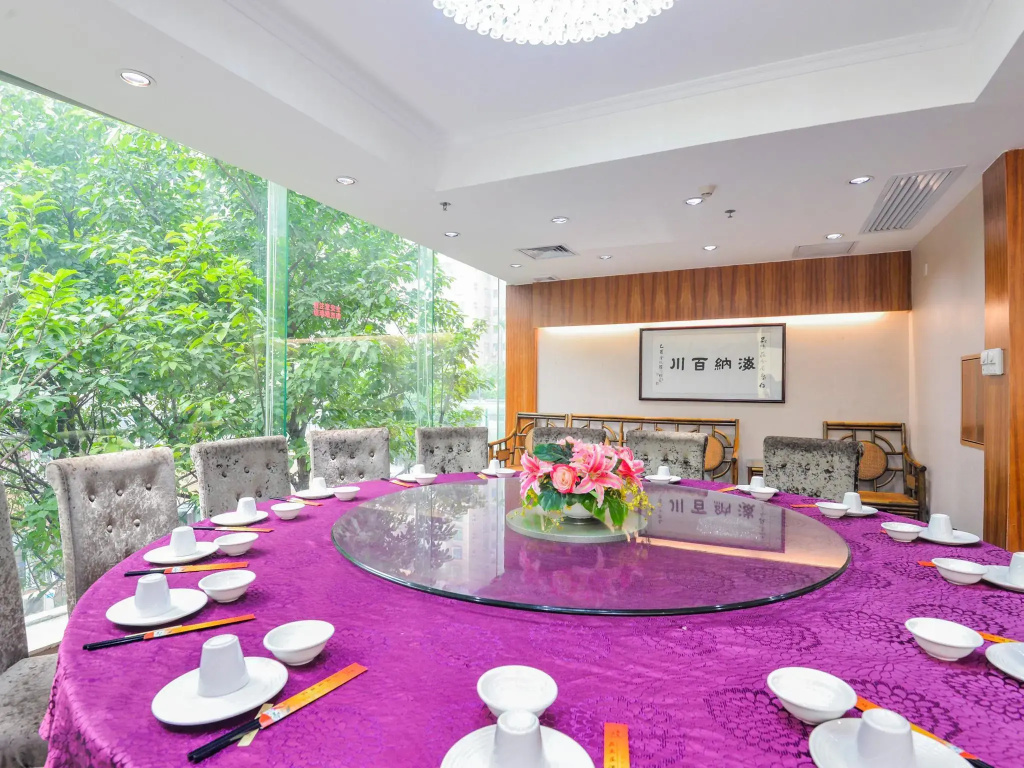 New World Hotel