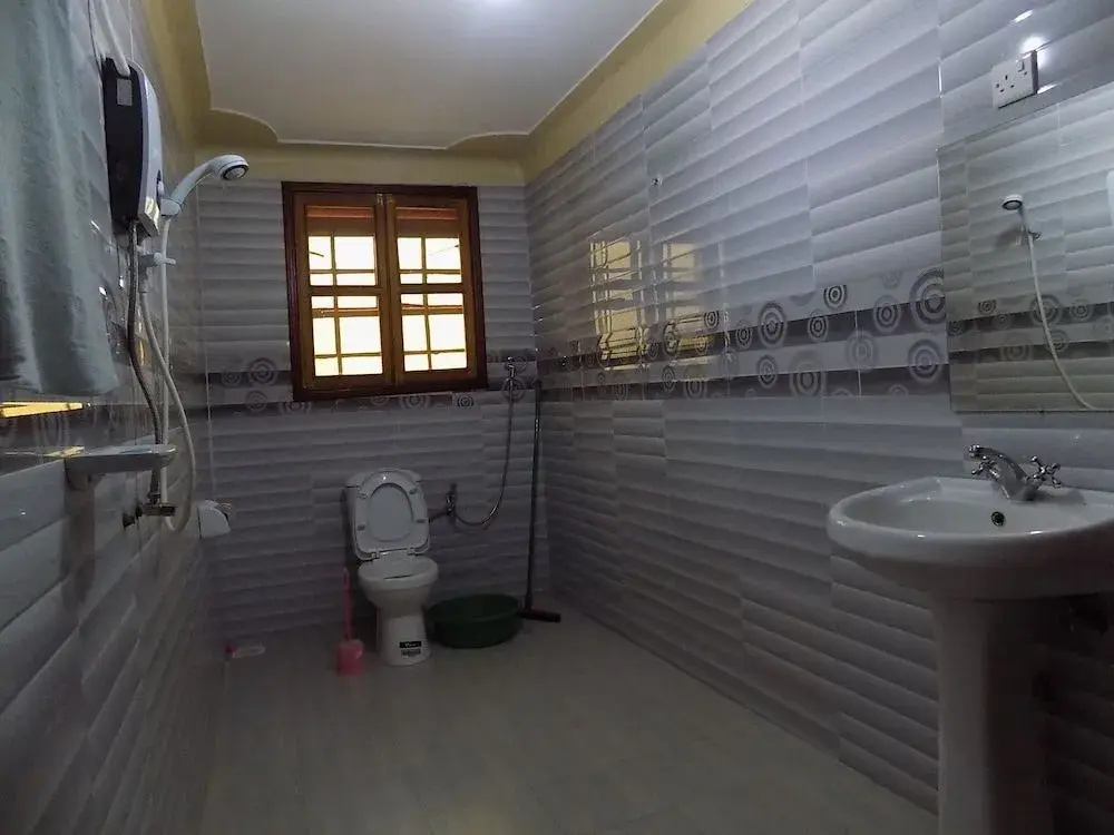Tik Hotel Hoima