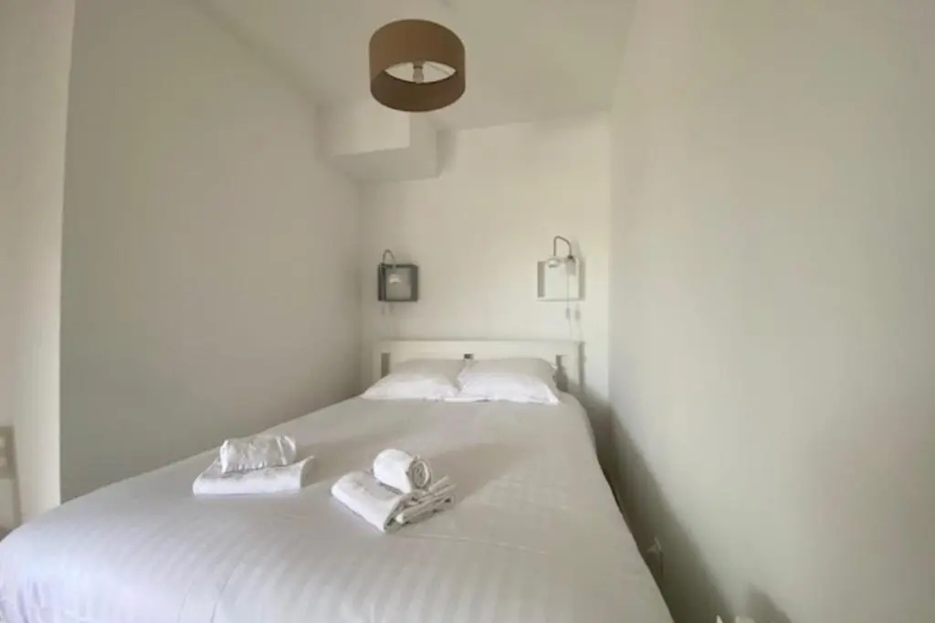 Beautiful Flat For 4 Very Closed To The Beach