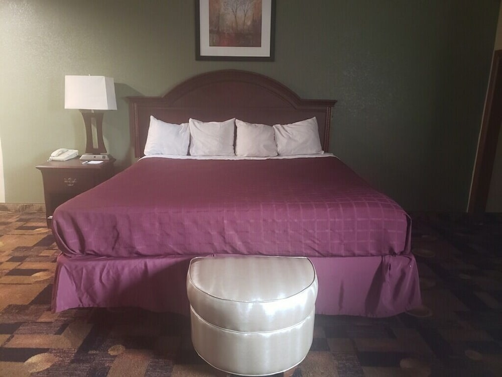 Hawthorn Extended Stay by Wyndham Fayetteville