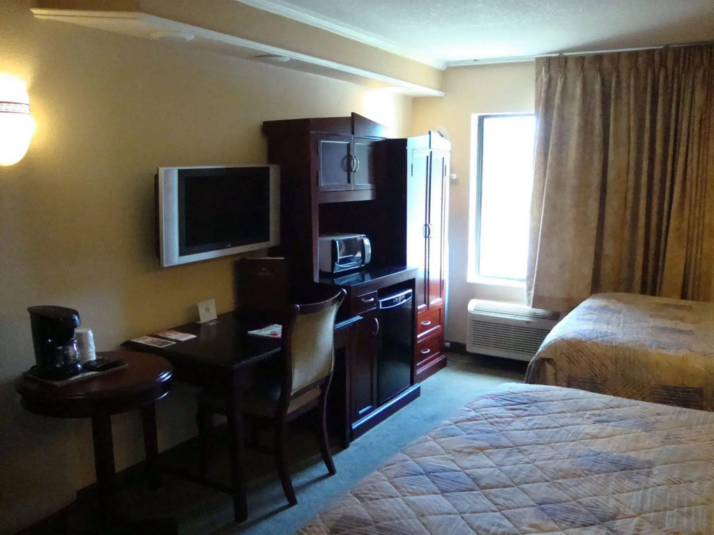 Destiny Palms Hotel