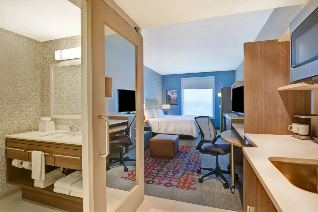 Home2 Suites By Hilton Naples I-75 Pine Ridge Road