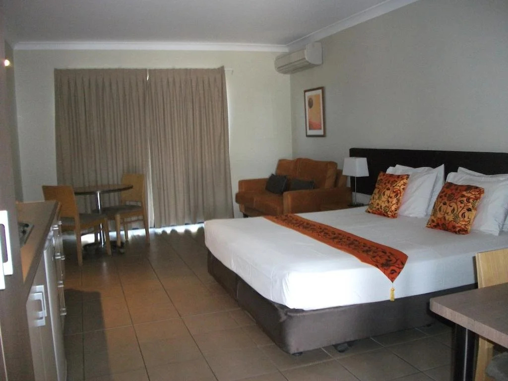 Spinifex Motel and Serviced Apartments