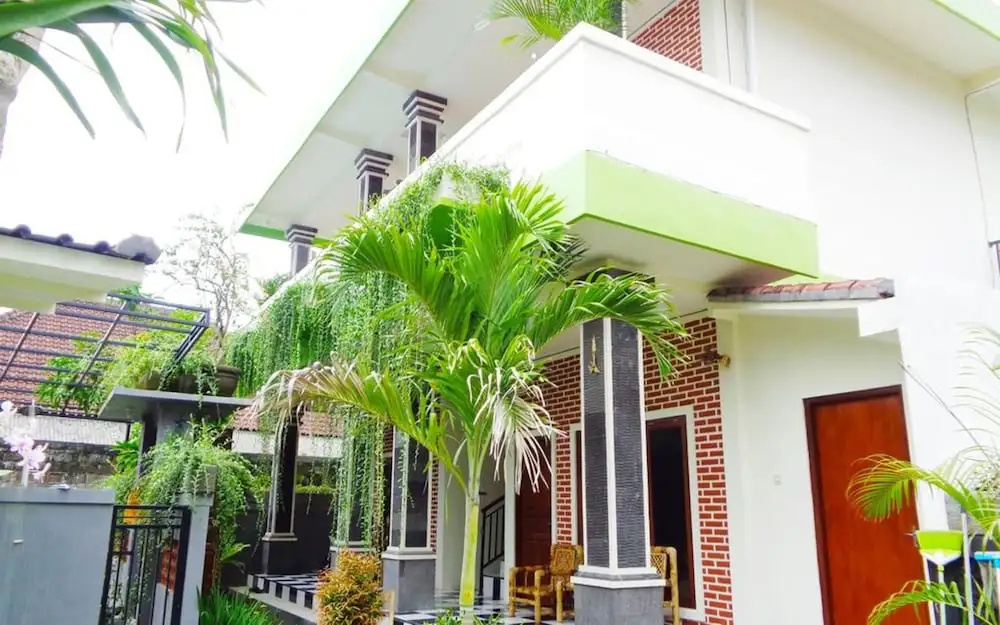 Pucuk Merah 51 Guesthouse Canggu