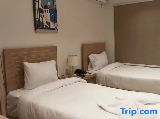 Transit64 Hotel
