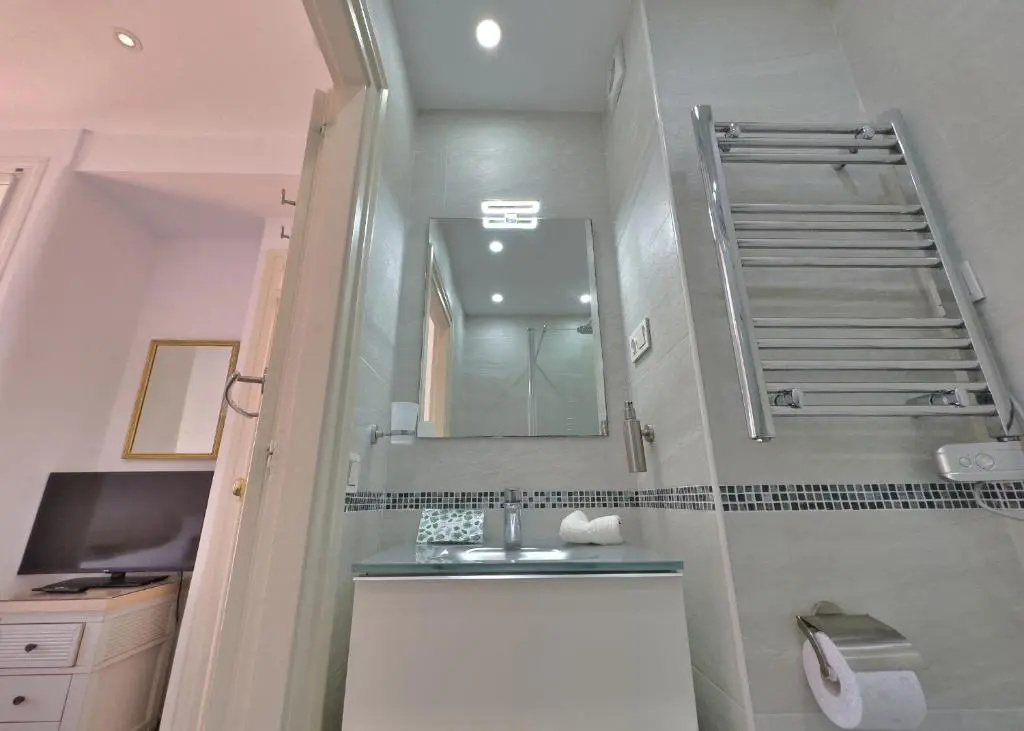 Apartment 317 Skol