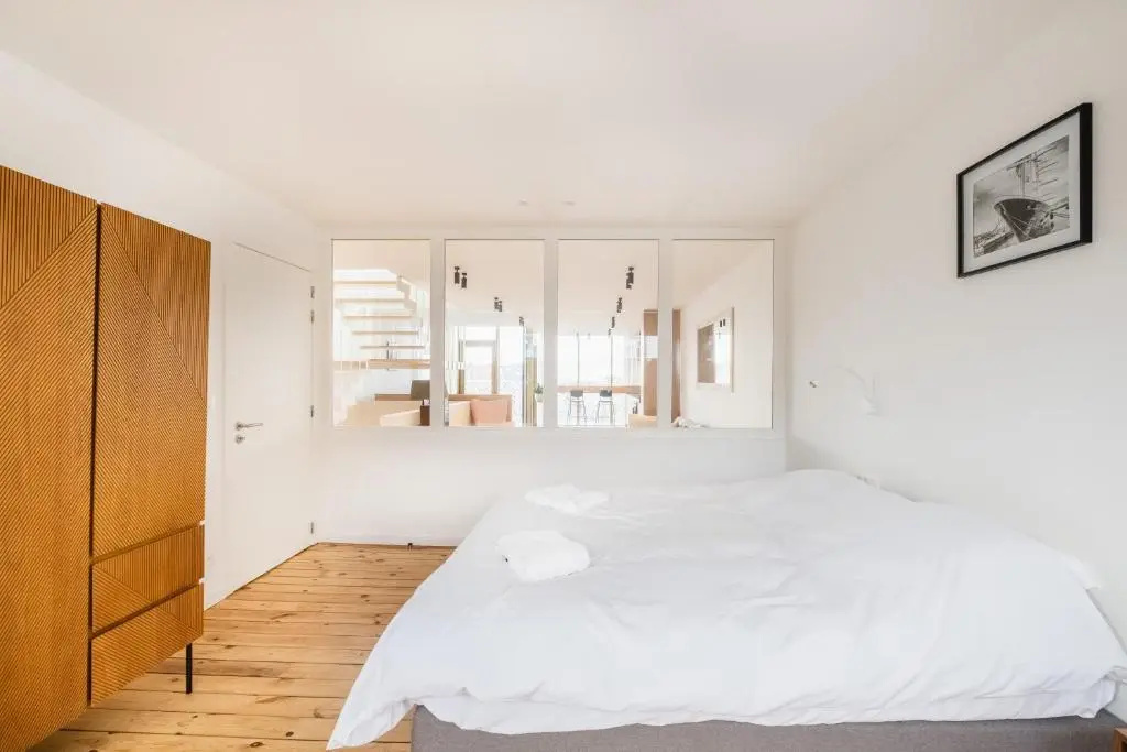 Top Floor New Duplex Stunning View In Trendy St Gilles