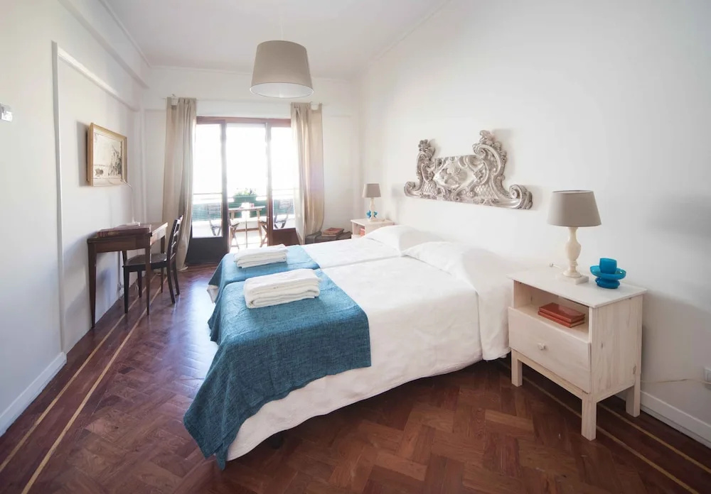 Flower Court - Guest House