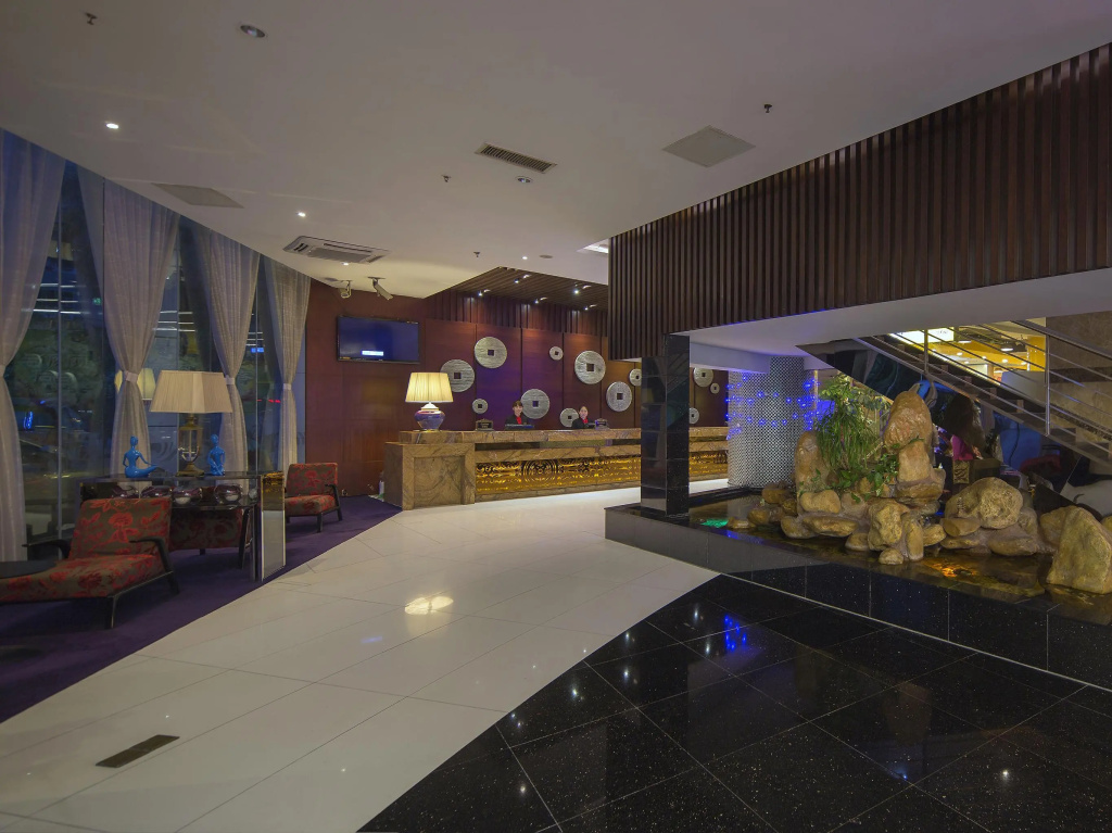 Paco Business Hotel Guangzhou Baiyun Road Branch