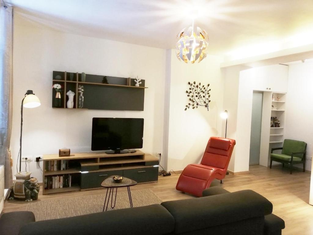 Apartment Lucy - City Center of Rijeka 4 *
