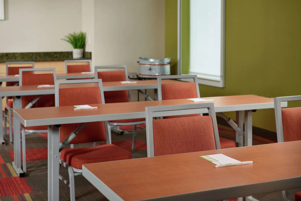 Home2 Suites By Hilton Youngstown