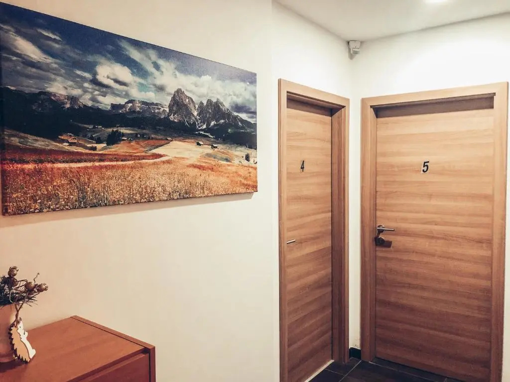 Apartment and rooms Maraton