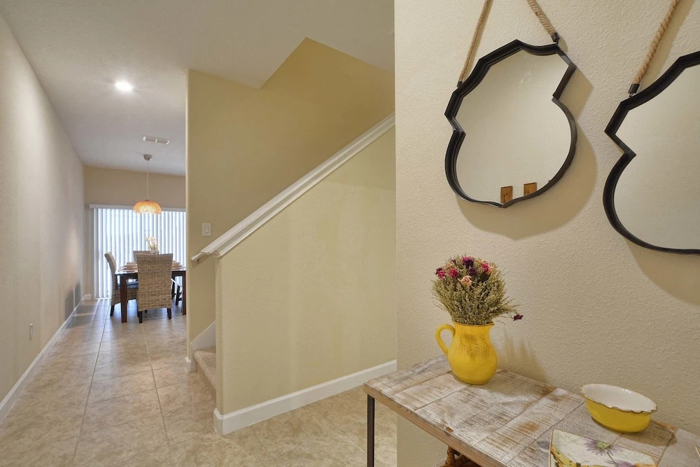 Storey Lake 4 Bedroom Townhome w Splashpool - 1610ST