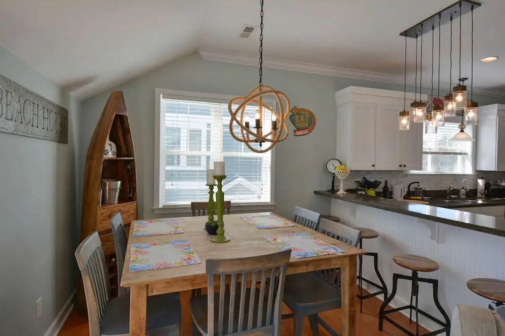 1 Block To Beach! Ocean-view Oak Island 4 Bedroom Home