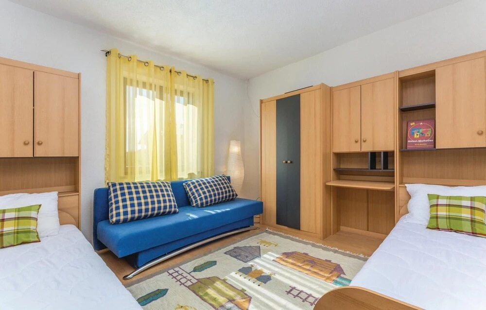 Stunning Home in Labin With Wifi and 5 Bedrooms