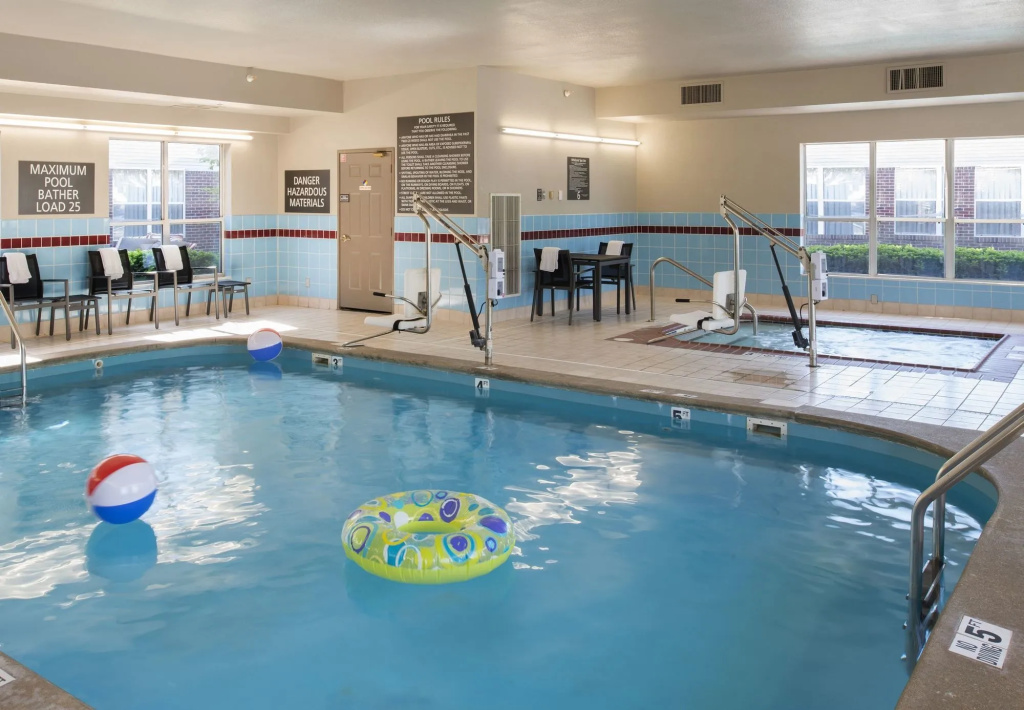 Fairfield Inn & Suites Indianapolis Airport