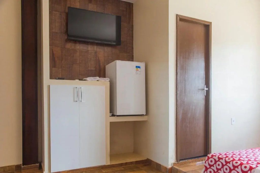 OYO M&J Hotel