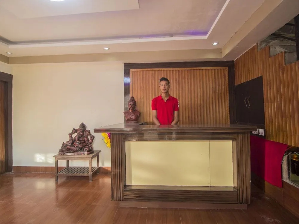 OYO 17039 Hotel Omkar