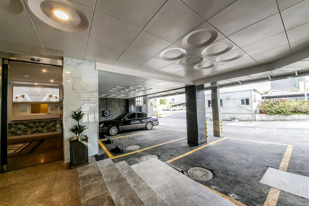 Haute Hotel Haeundae