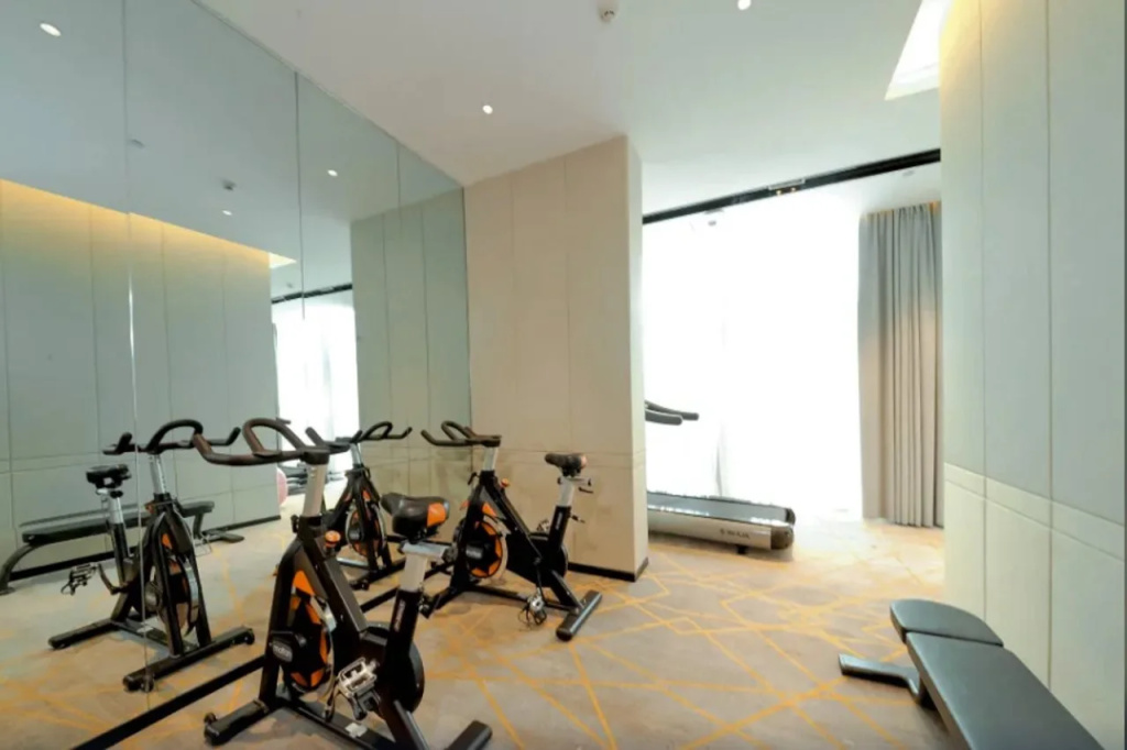 Echarm Hotel (Yulin speed Railway Station Qingwanjiang Park Branch）