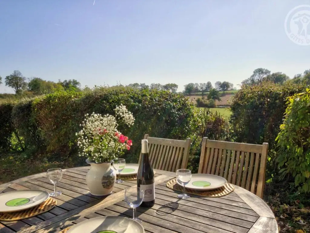 Gîte Luré , 4 pièces, 6 personnes - FR-1-496-105