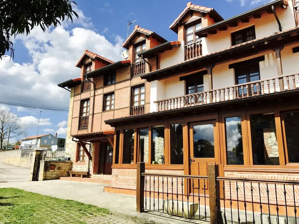Posada La Cabaña De Salmon