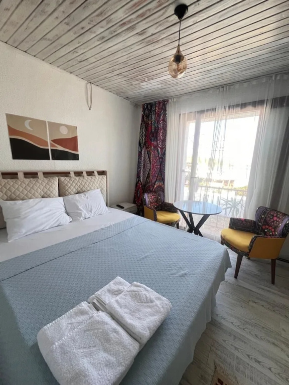 Myra Butik Otel