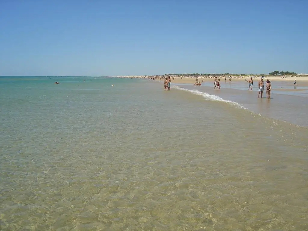 Two Bedroom Apartment in Manta Rota
