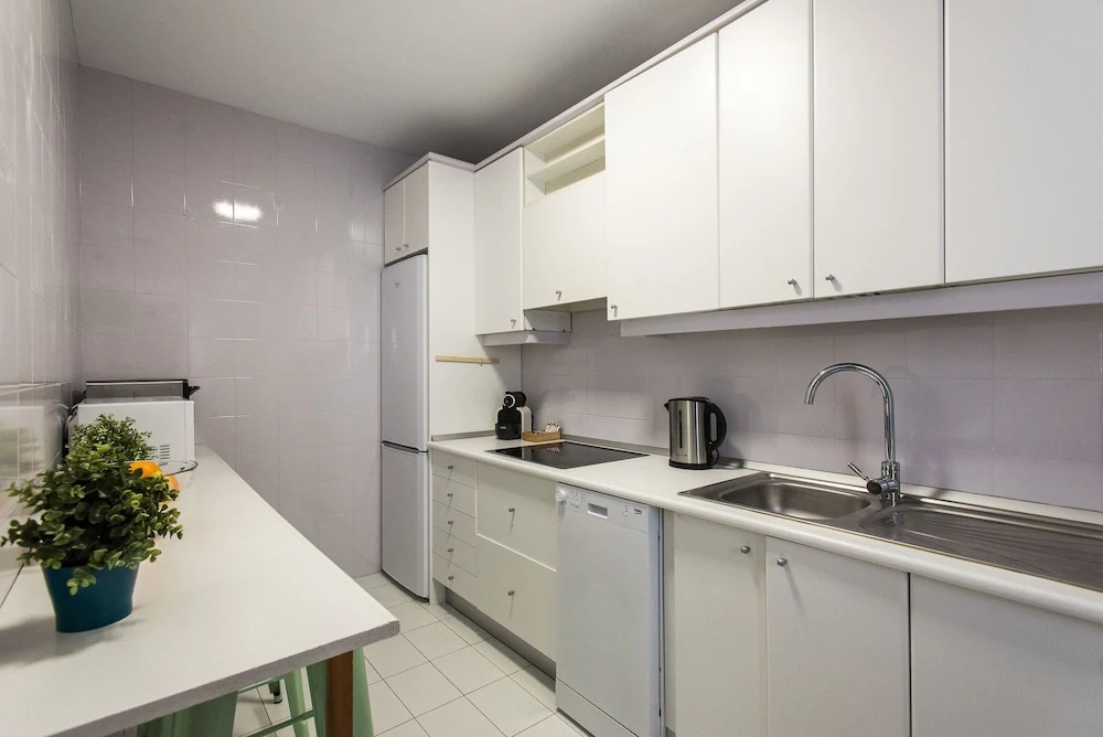 HommyHome Cerrajería - Superb Apartment