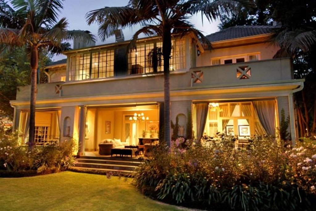 10 2nd Avenue Houghton Estate by Dream Resorts