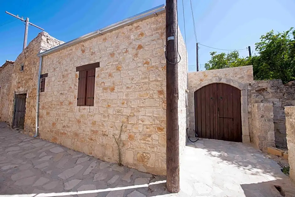 Oinoessa Traditional Boutique Guest Houses
