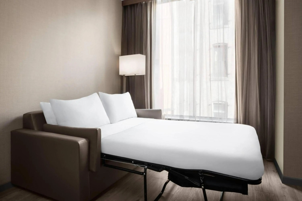 AC Hotel by Marriott Pittsburgh Downtown