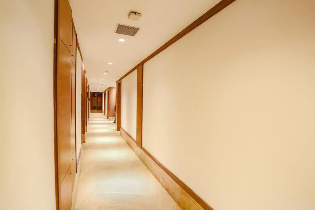 FabHotel F9 Chhatarpur