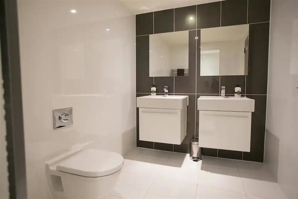 Chaddesley Glen Apartments - DHH