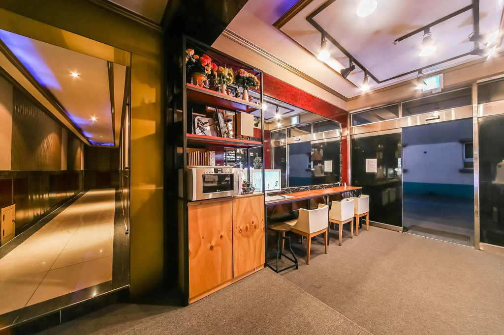 Apple House Mini Hotel