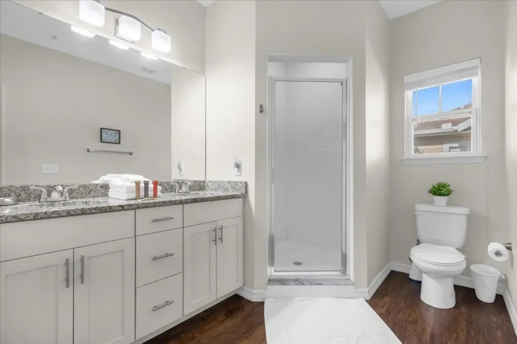 4 BD 3 BA Lucaya Village 13-108