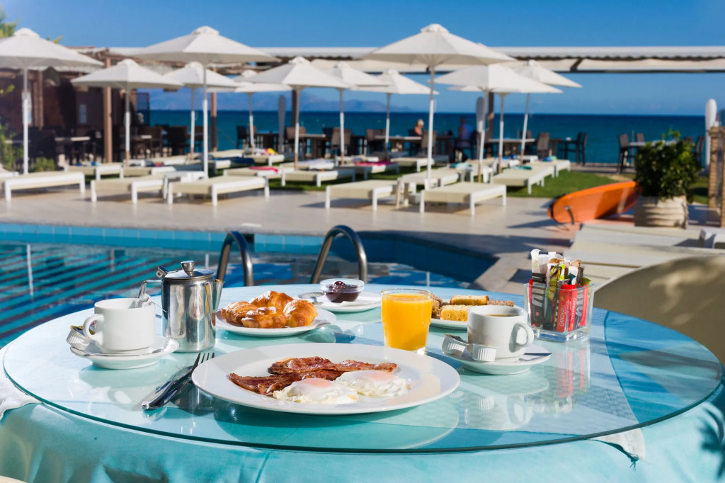 Iakinthos, Tsilivi Beach