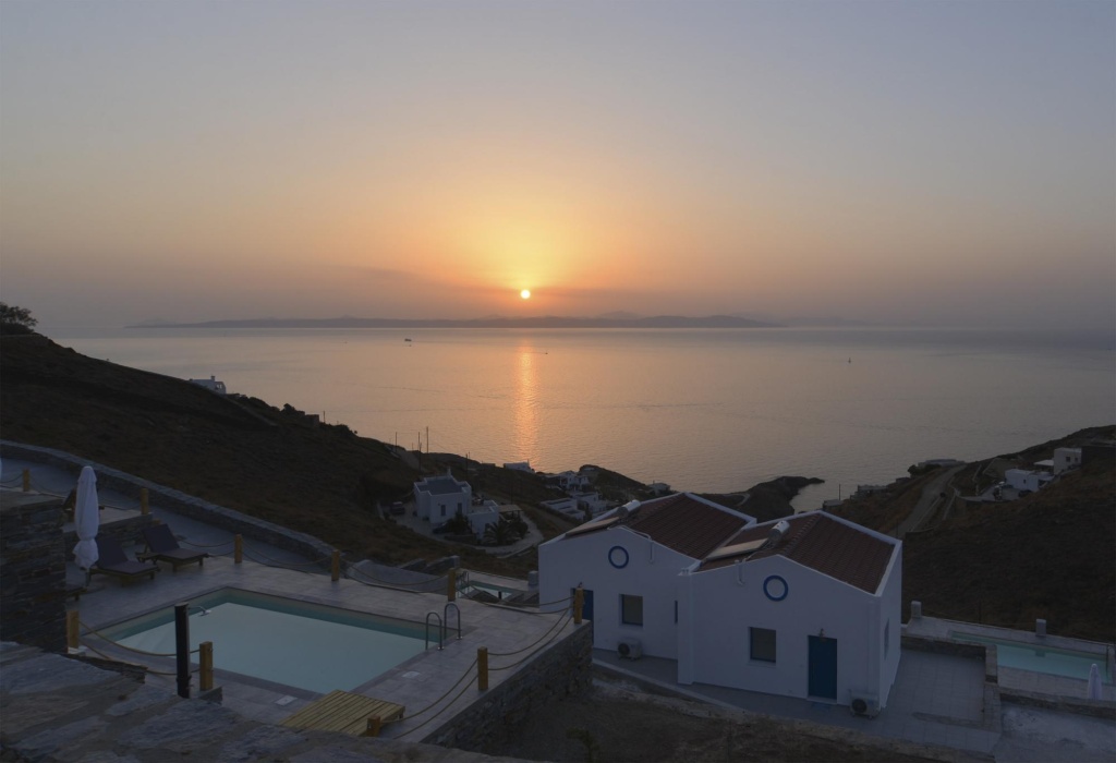 Villa Azure - Breathtaking Views & Private Pool