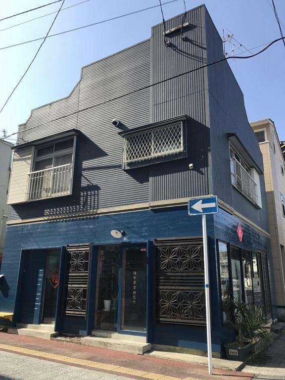 Golden Mile Apartment