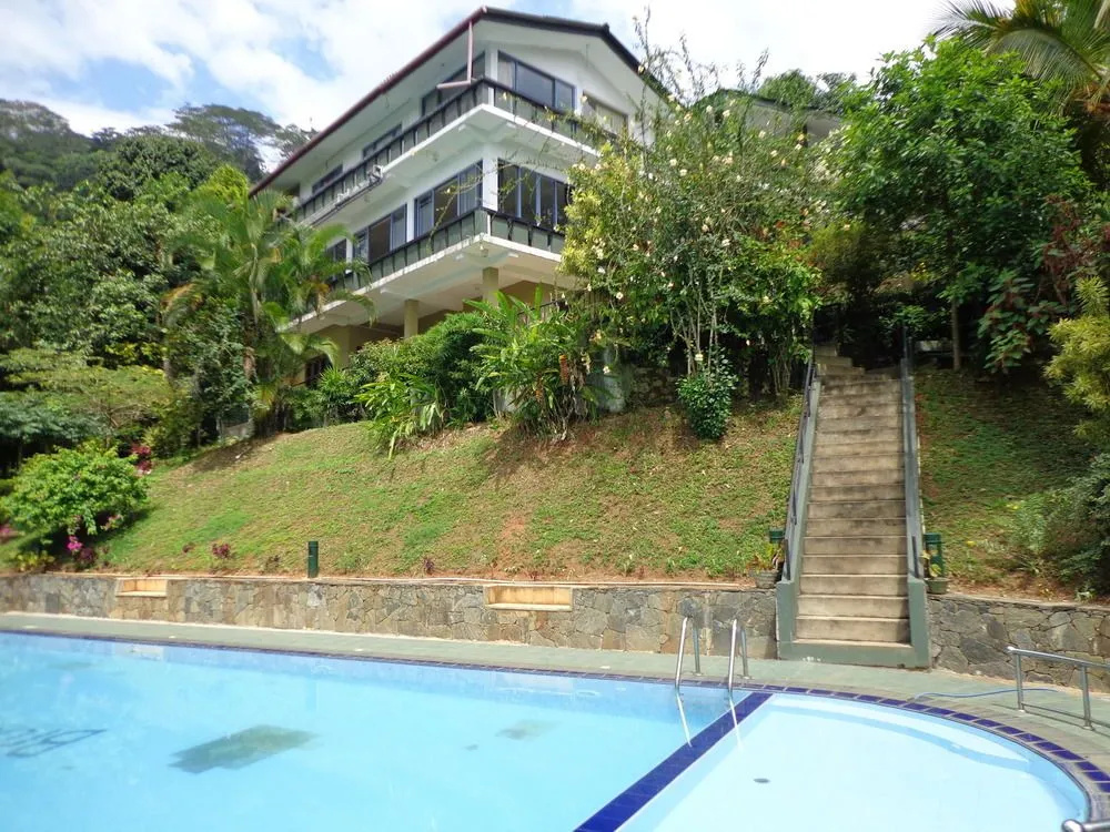 Brookside Resort