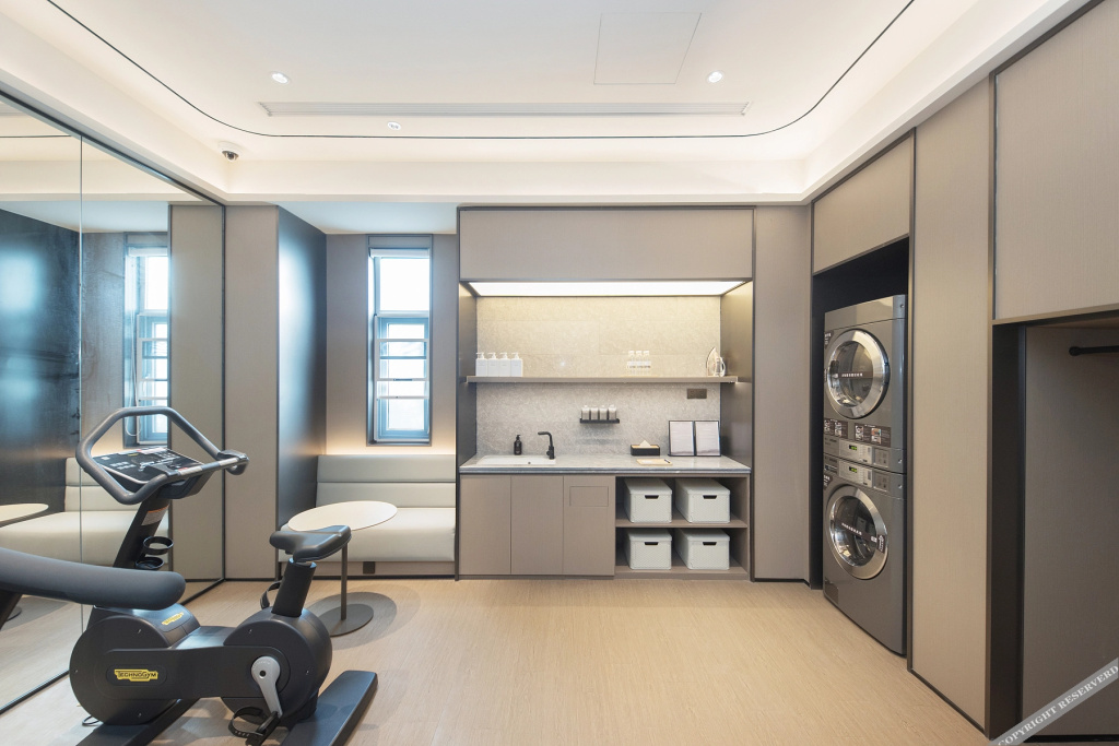 Ji Hotel (Shanghai Bao'an Road Subway Station Stor