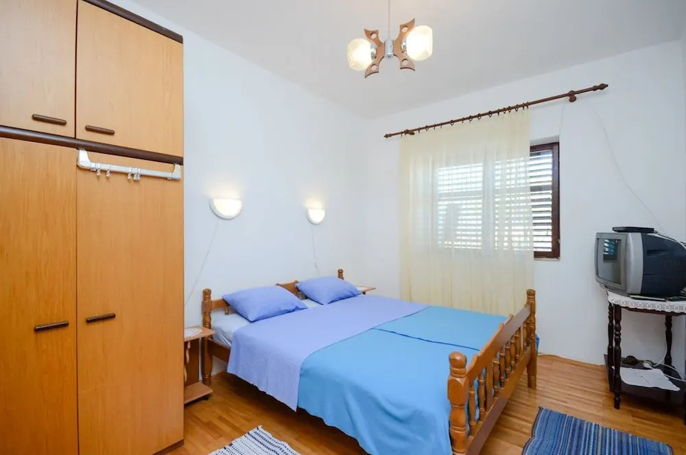 Apartments Zvonimir
