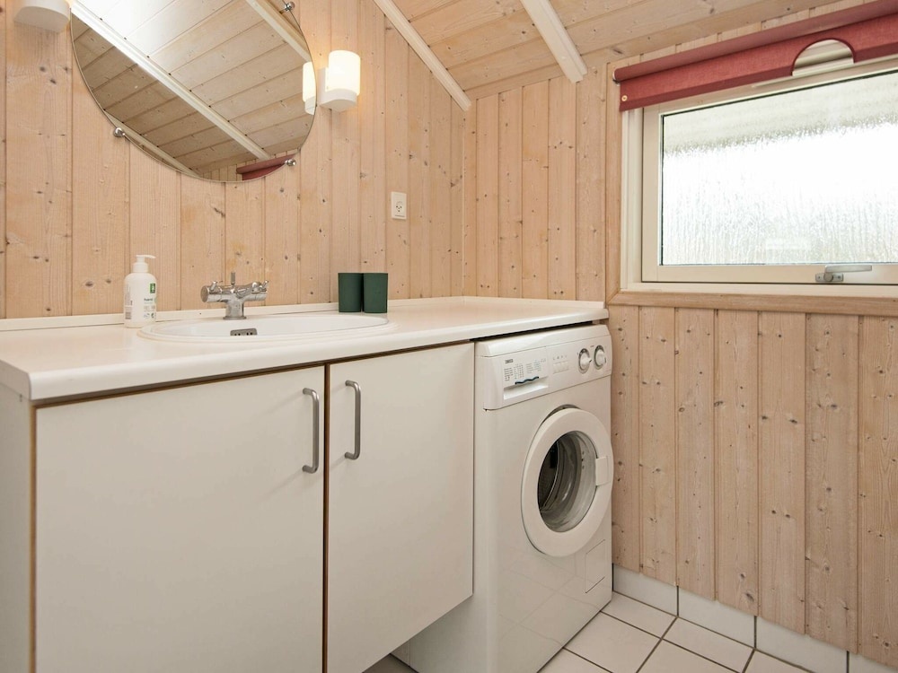Homely Holiday Home in Juelsminde Near Sea