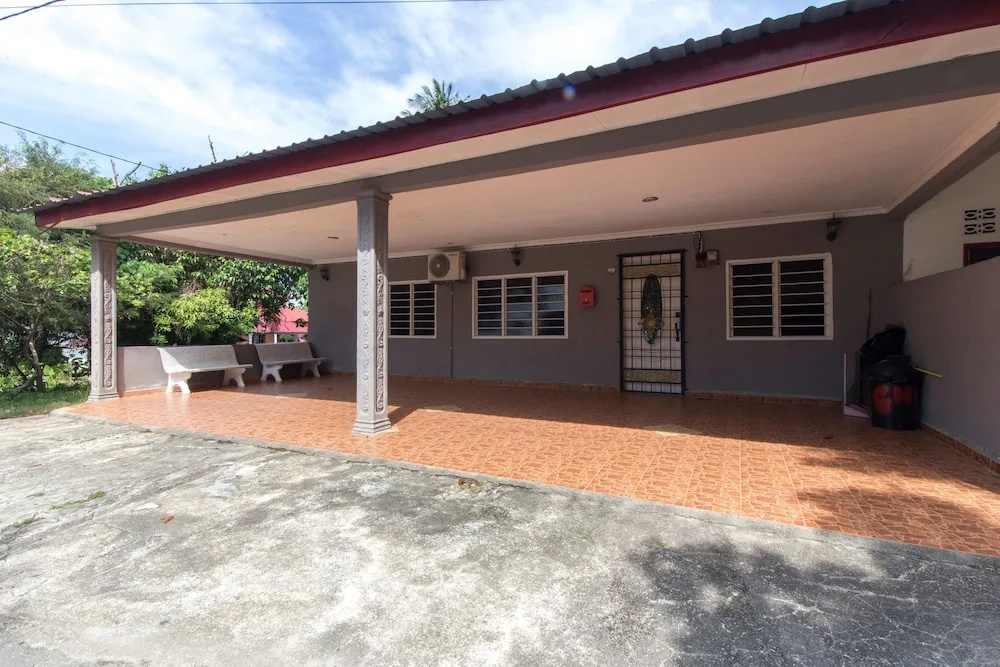 NABILA HOMESTAY