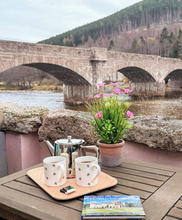 Quiet Riverside Retreat in Royal Deeside Ballater