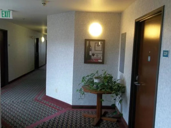 Omak Inn