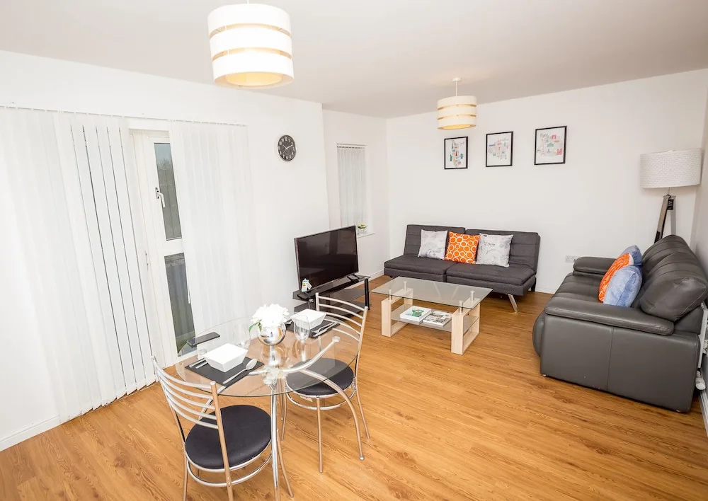 Luxuriant Apartments